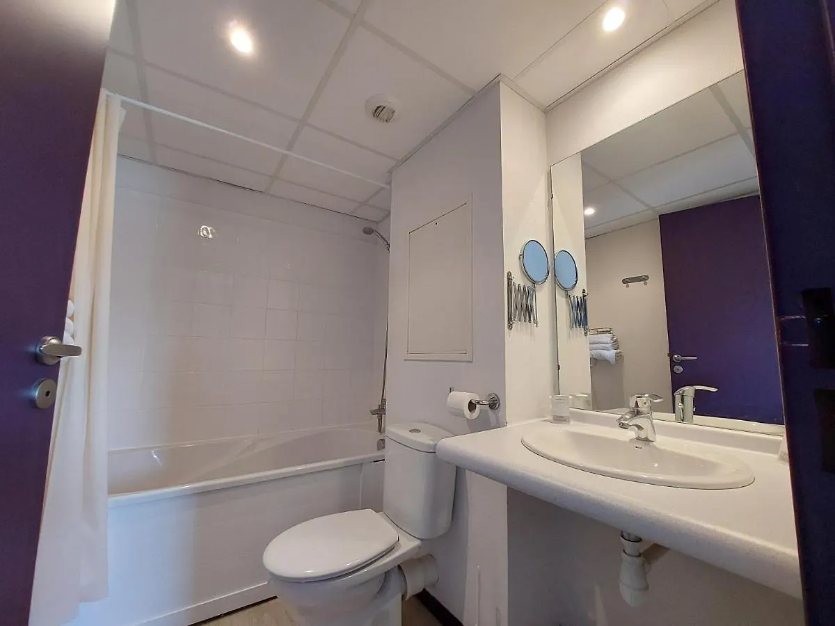 Apartament Studio Moderne Et Equipe Lourdes Centre 0*,  Francja