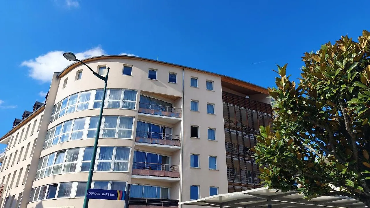 Apartament Studio Moderne Et Equipe Lourdes Centre 0*,  Francja